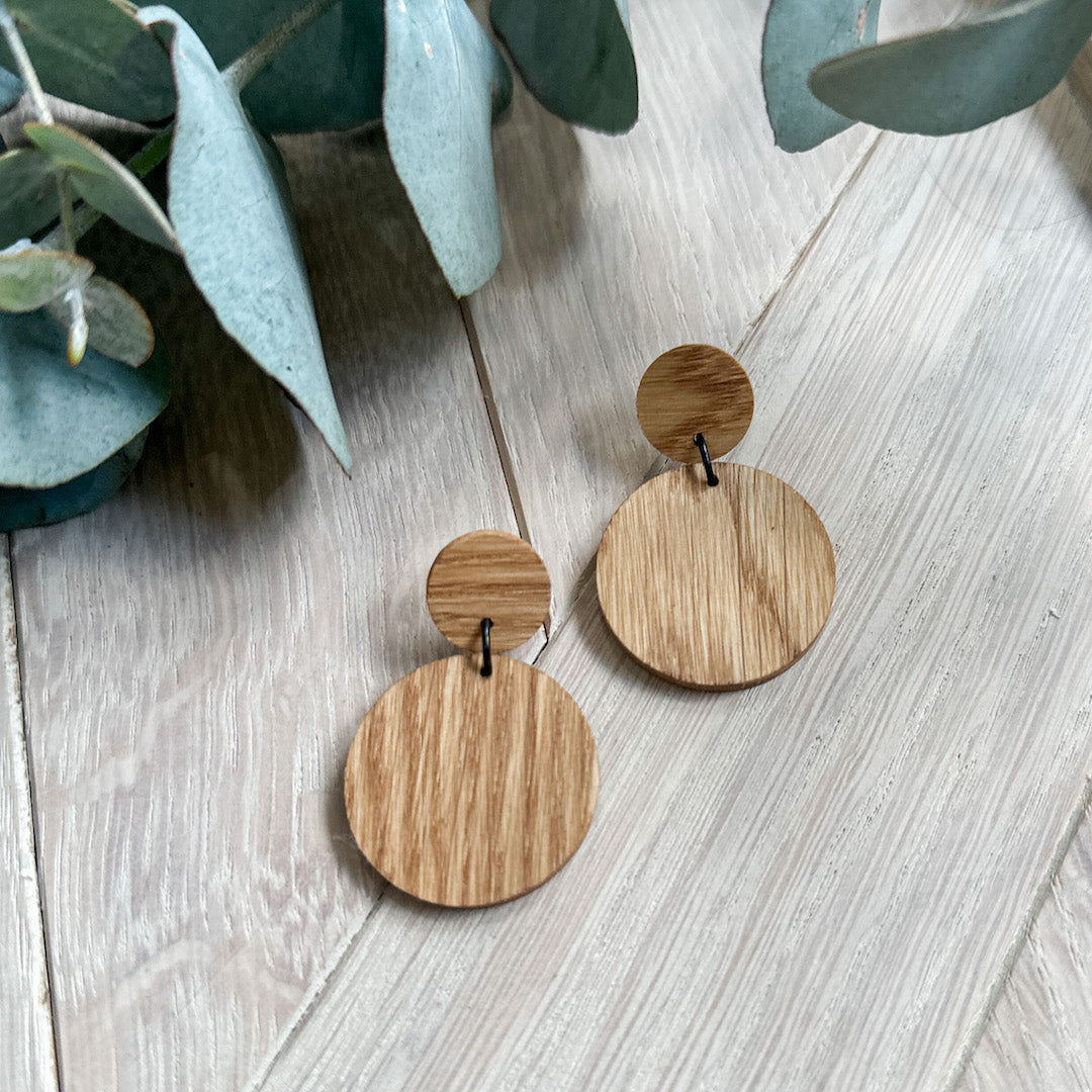 The Round Dangle Timber Earrings - White Oak