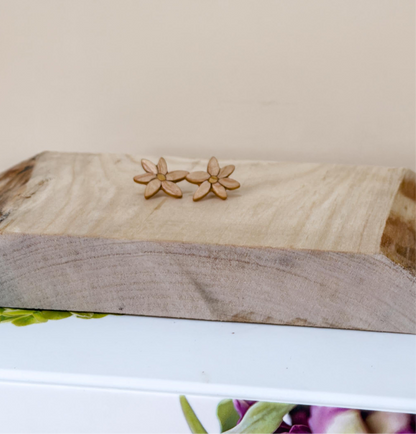 Daisy Timber Studs - White