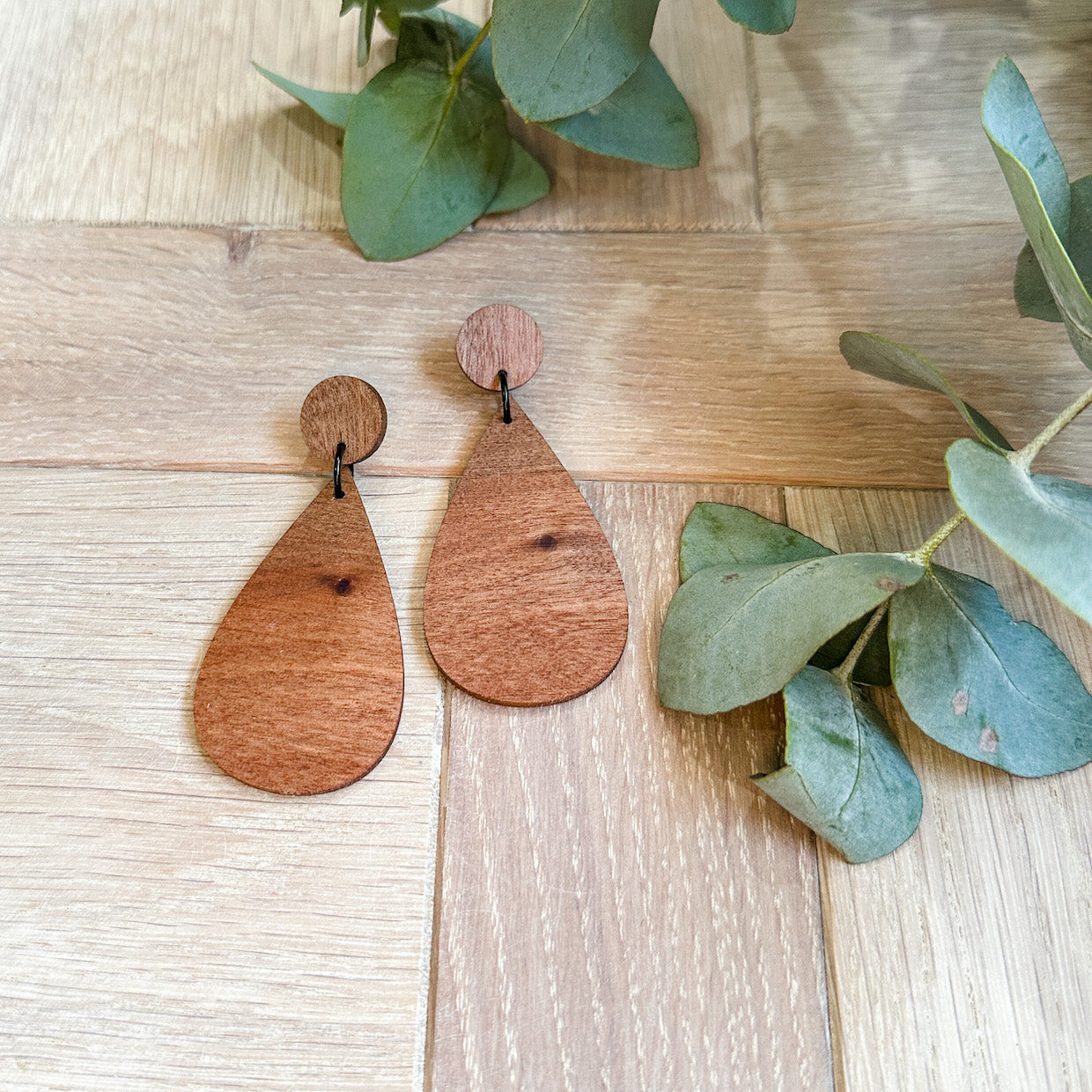 The Teardrop Dangle Timber Earrings - Brushbox