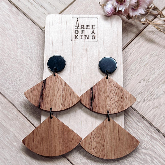 The Shell Dangle Timber Earring - Blackbutt