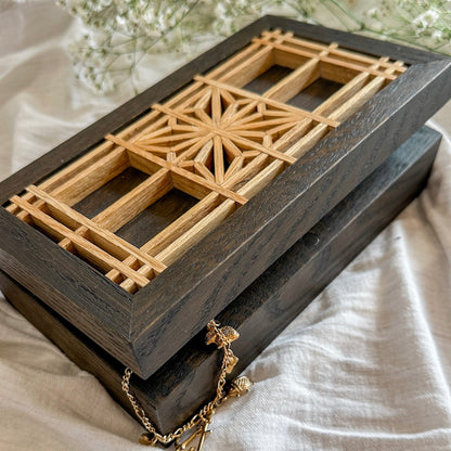 Oak Of Wonders - Small Jewellery Box // Dark Chocolate